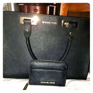 Black Michael Kors Purse & Wallet